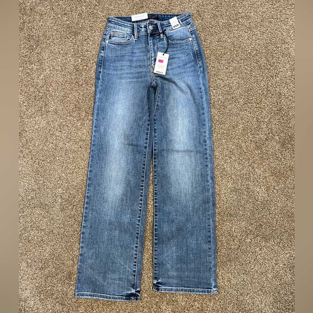 NWT Judy Blue jeans 3/26
